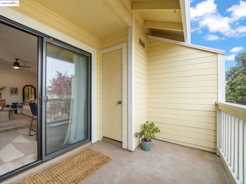 REFUGIOVAR - Residential Lease