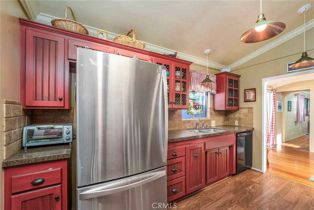 209 Ruby, Newport Beach CA 92662 - Photo 16