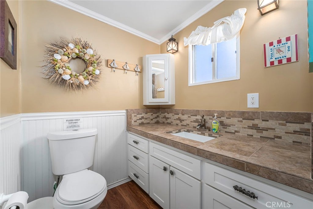 209 Ruby, Newport Beach CA 92662 - Photo 18