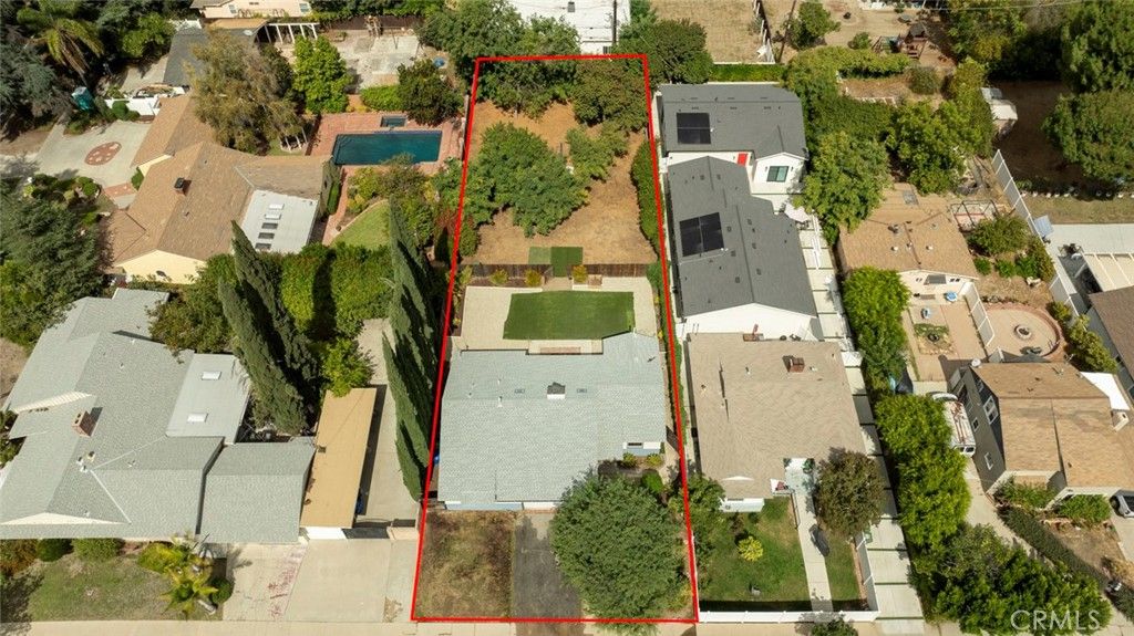 Photo of 17641 Los Alimos Street, Granada Hills, CA 91344 (MLS # GD25235418)