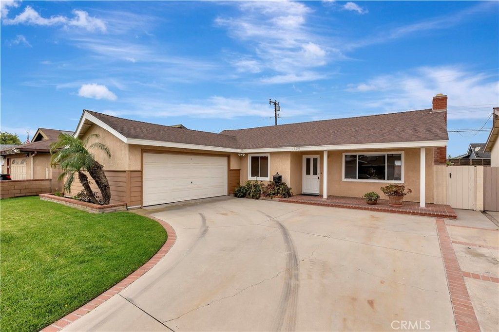 Photo of 15691 Swan Lane, Huntington Beach, CA 92649 (MLS # OC26071625)