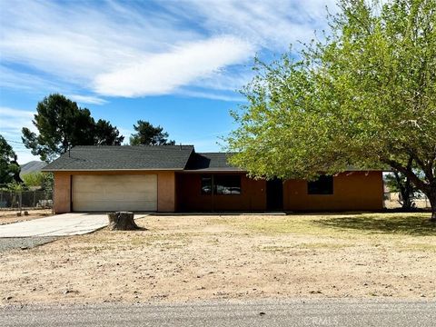 Photo of 19145 Sheffield Street, Hesperia, CA 92345 (MLS # PW26071529)