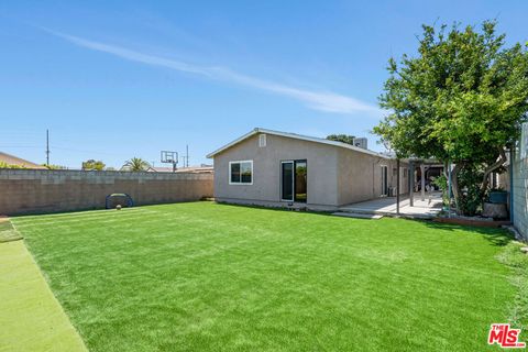 Photo of 13032 Glamis Street, Pacoima, CA 91331 (MLS # 25606775)