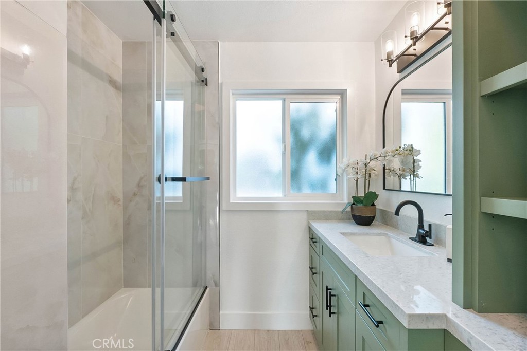 Los Altos/South of Fwy (LSF) - Residential Lease
