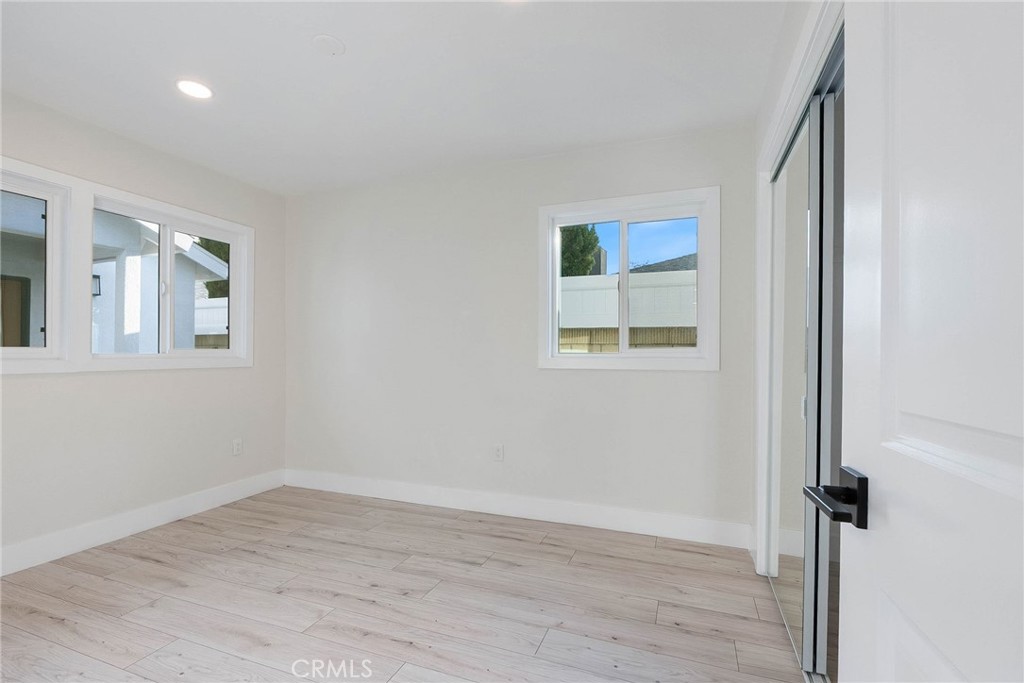 Los Altos/South of Fwy (LSF) - Residential Lease