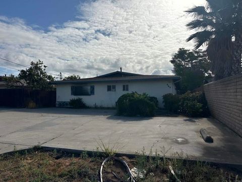 669 Dorothy St. El Cajon CA 92021