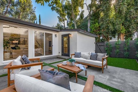 Photo of 9921 Westwanda Drive, Beverly Hills, CA 90210 (MLS # IG26046257)