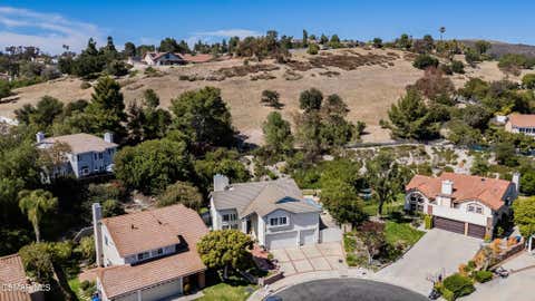 Photo of 2099 Ralley Court, Thousand Oaks, CA 91362 (MLS # 226002438)