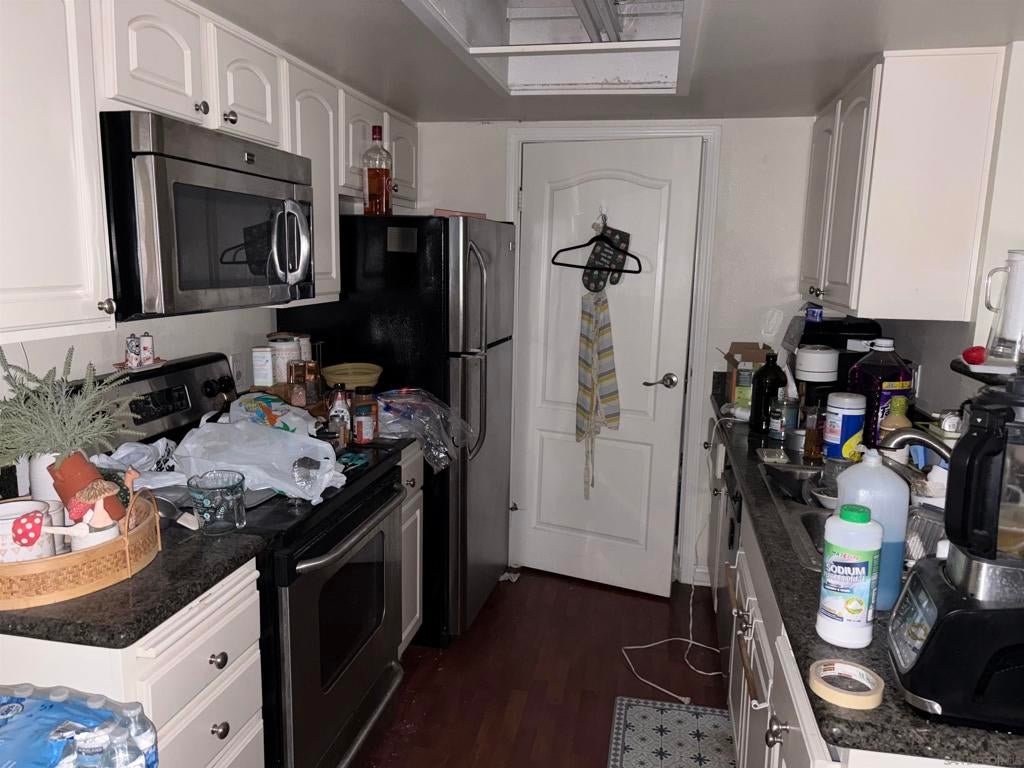 12023 Alta Carmel Ct 246