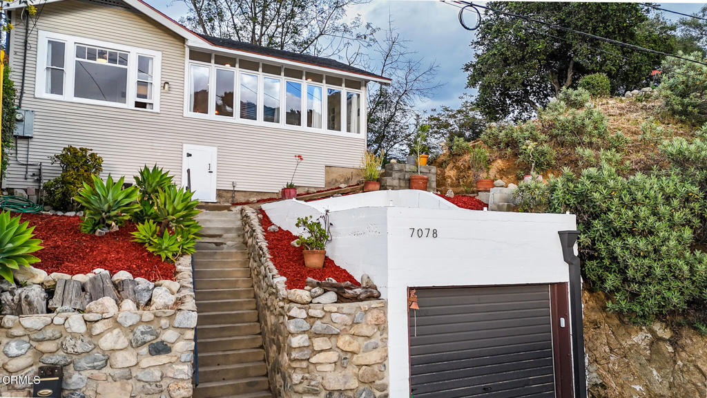 7078 High Cliff Trail