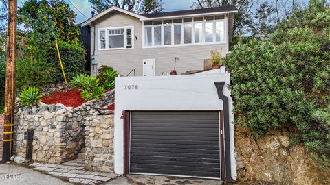 Photo of 7078 High Cliff Trail, Tujunga, CA 91042 (MLS # P1-26675)