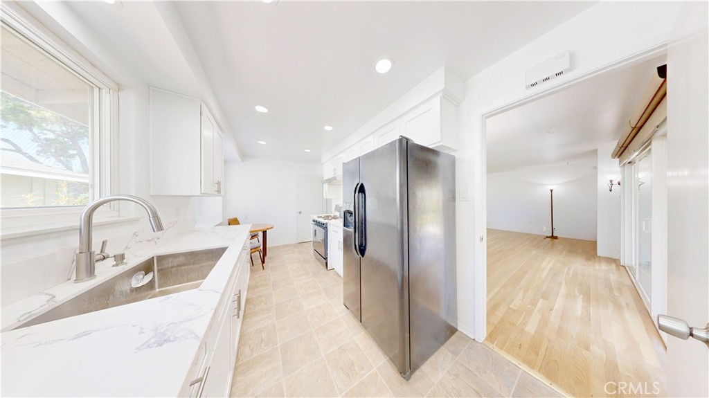 Properties 4 8158 Carnation Drive