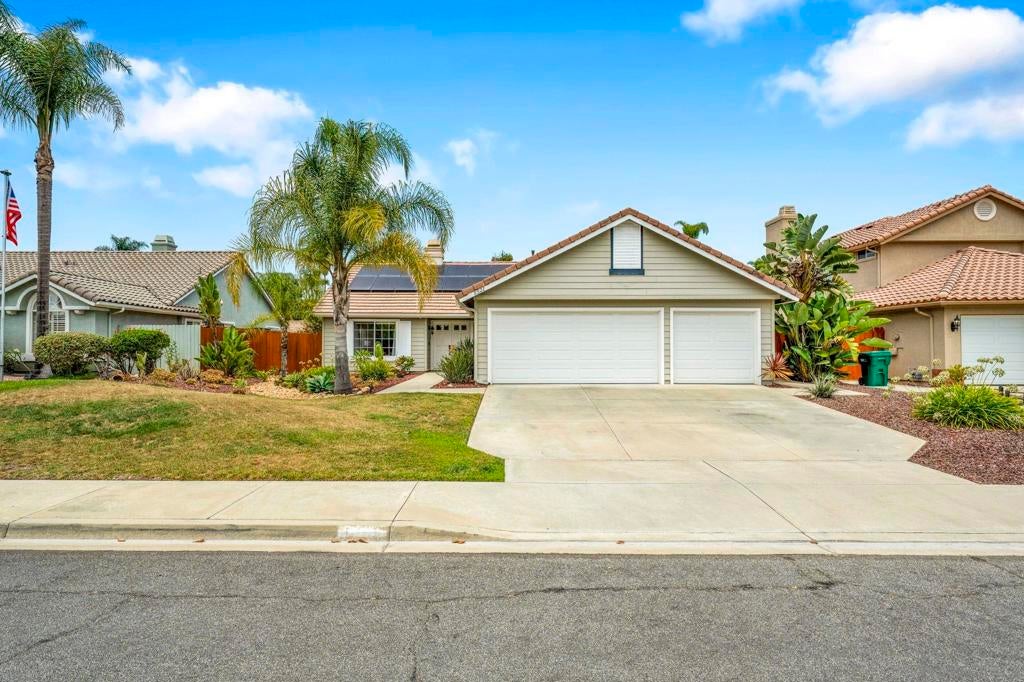5521 Daybreak Ct CT