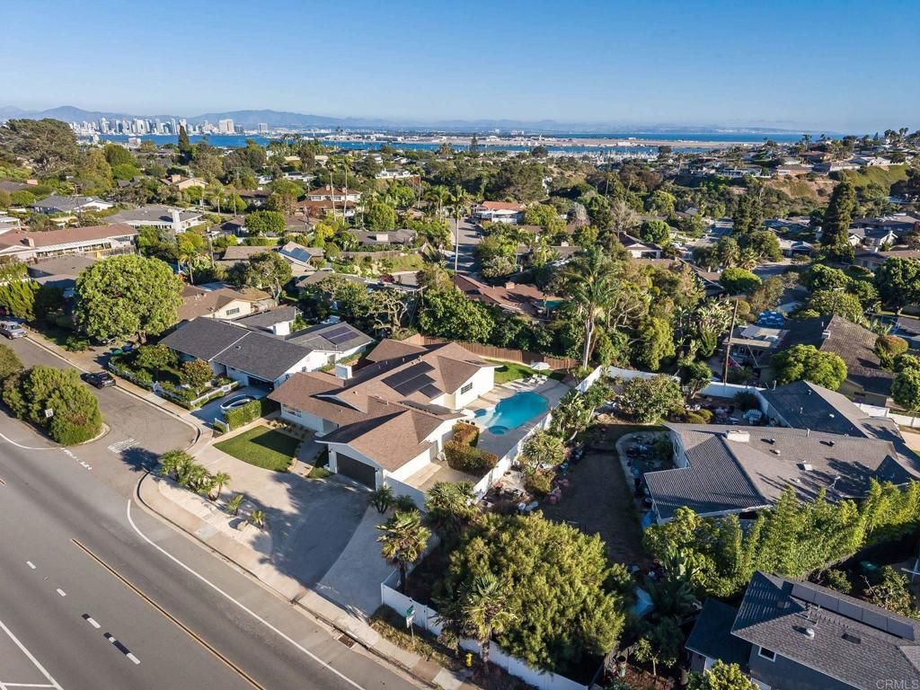 Photo of 1501 Chatsworth Boulevard, Point Loma, CA 92107 (MLS # NDP2509611)