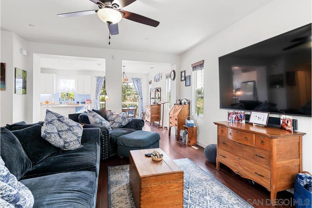 4351 Stanford Pl