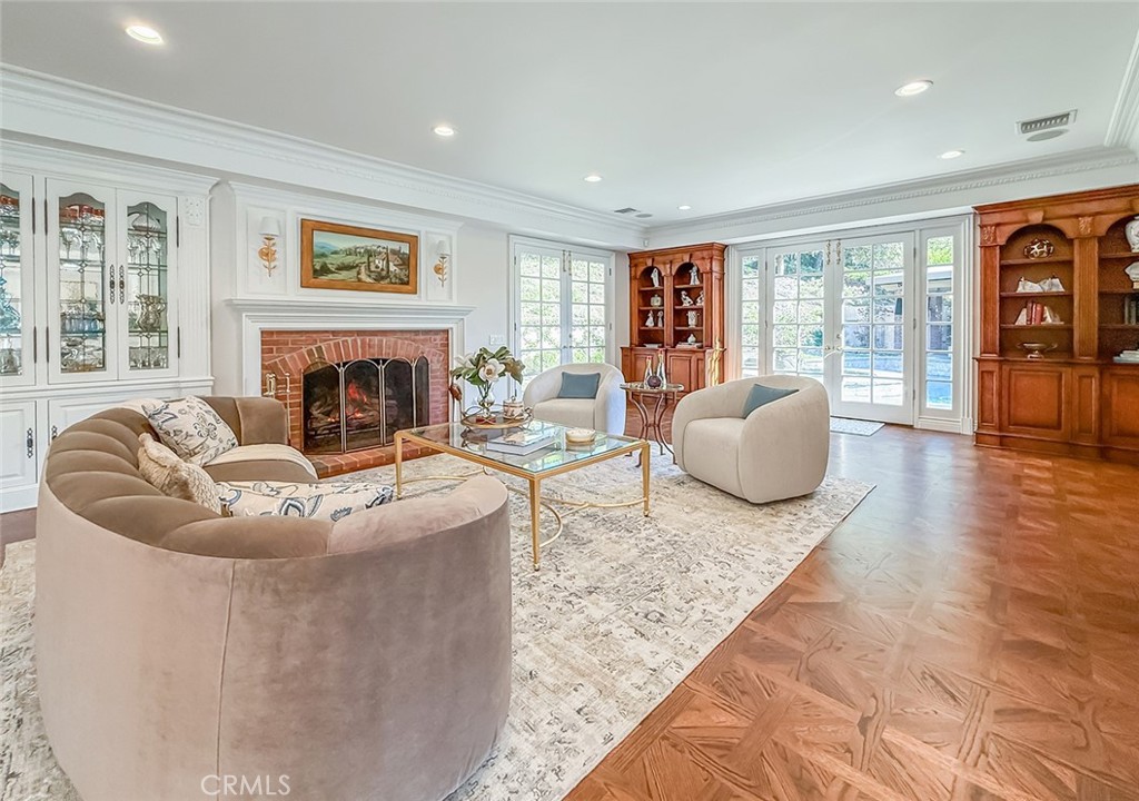 Custom NR (736) - Residential