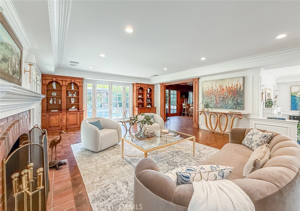 Custom NR (736) - Residential