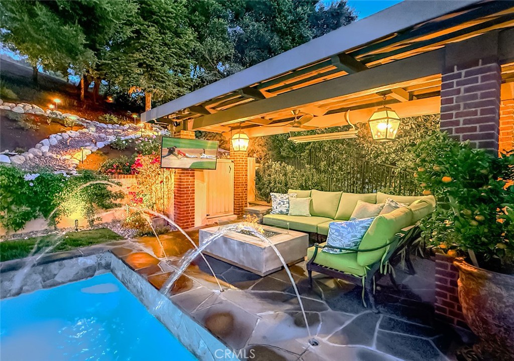 Custom NR (736) - Residential
