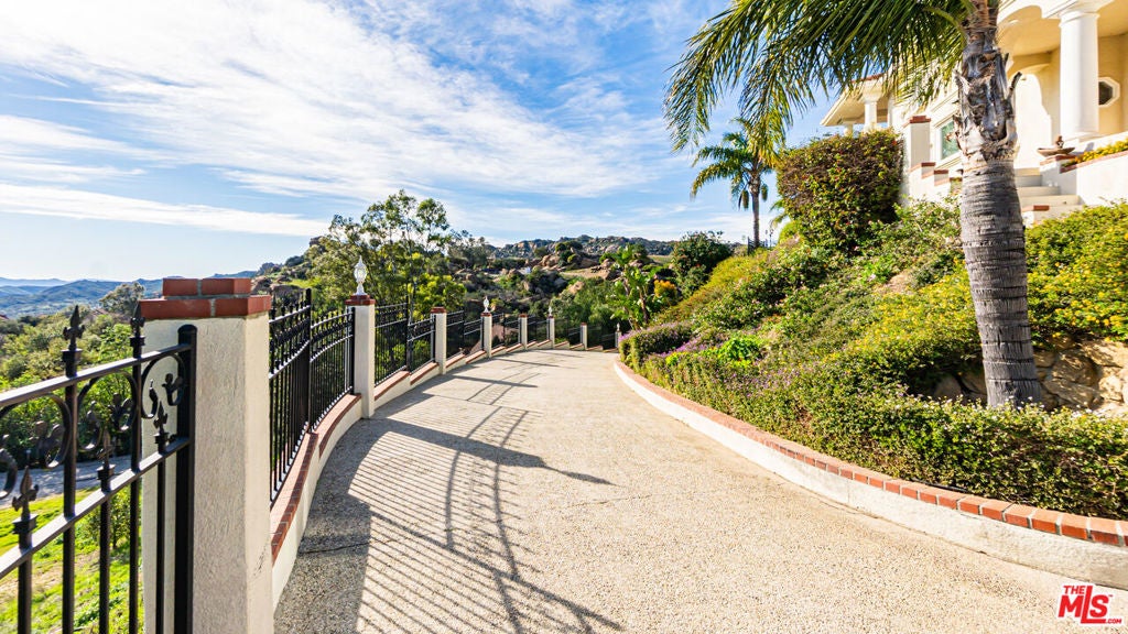 7449 Studio Road