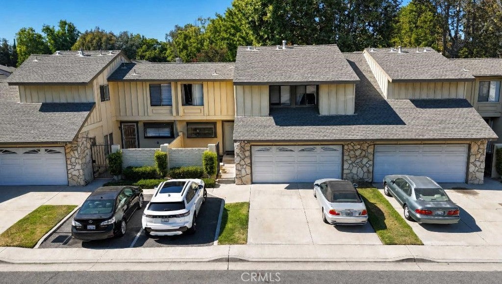 2514 N Tustin AVE