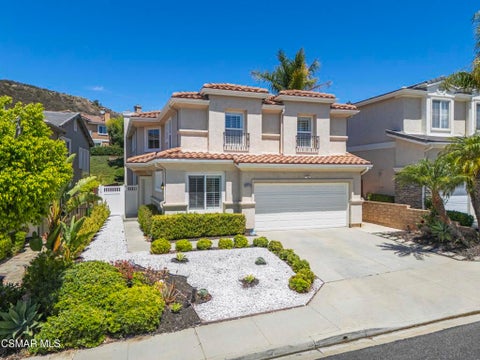 Photo of 2887 Arbella Lane, Thousand Oaks, CA 91362 (MLS # 226003161)