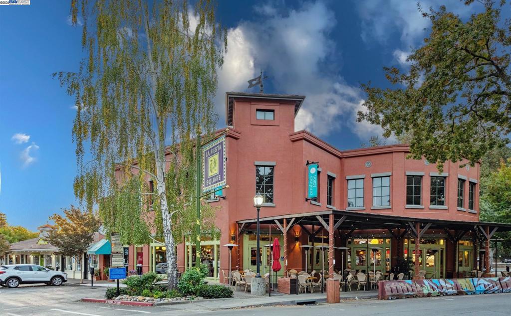 DOWNTOWN LAF - Residential