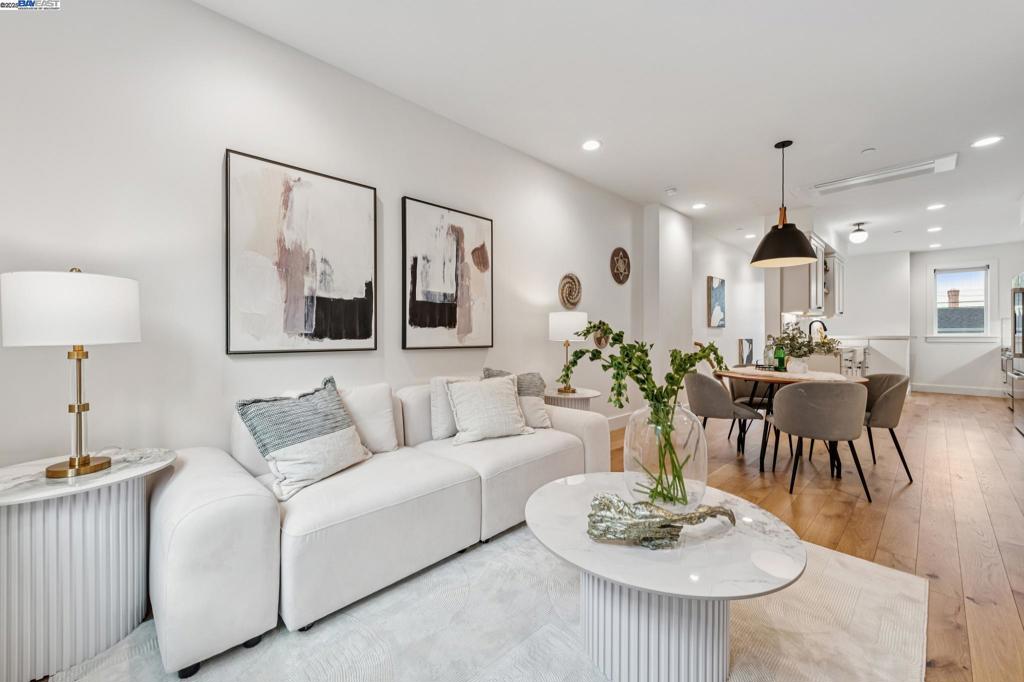 DOWNTOWN LAF - Residential