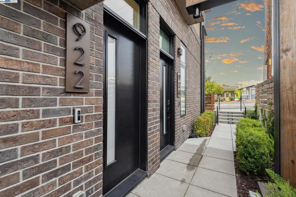 DOWNTOWN LAF - Residential