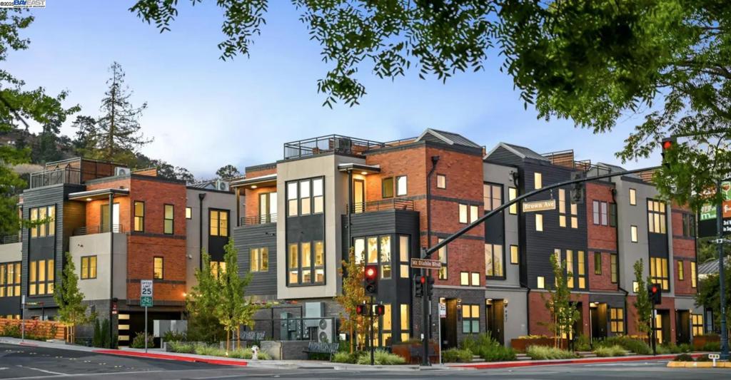 DOWNTOWN LAF - Residential