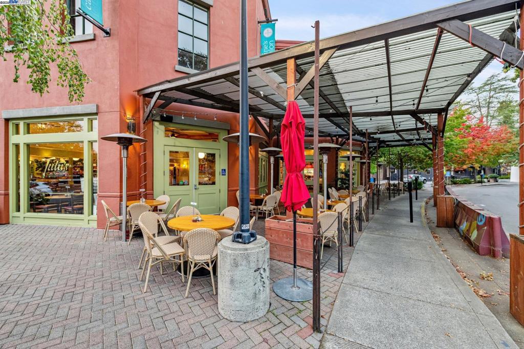 DOWNTOWN LAF - Residential