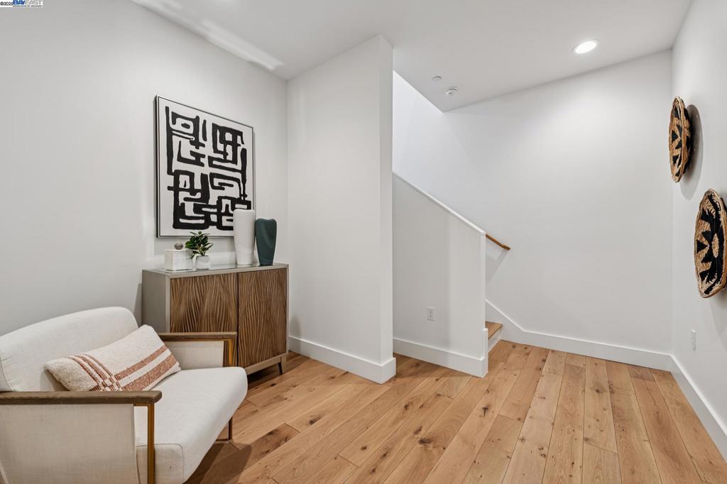 DOWNTOWN LAF - Residential