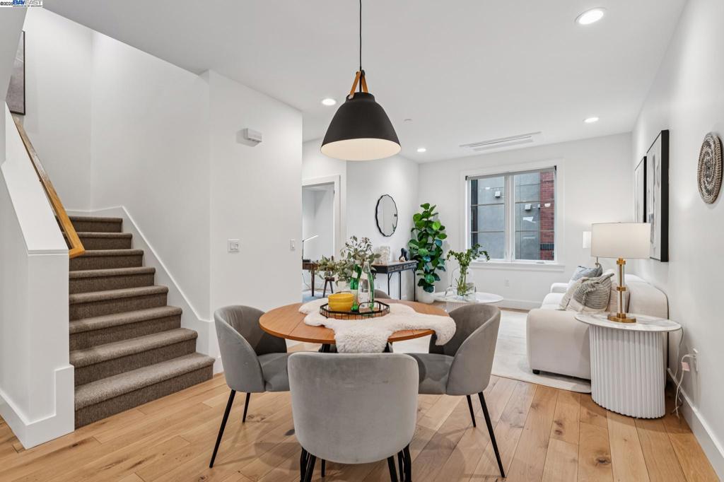 DOWNTOWN LAF - Residential