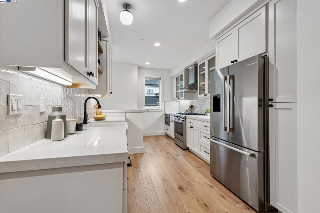 DOWNTOWN LAF - Residential