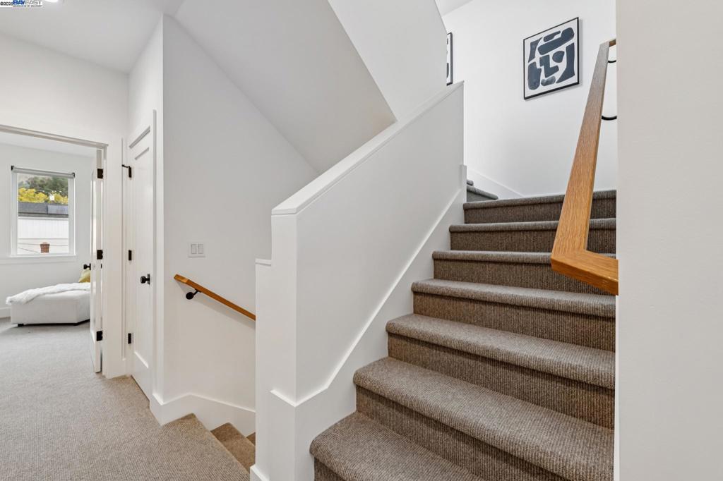 DOWNTOWN LAF - Residential