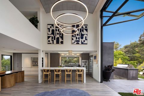 Photo of 5751 Valley Oak Drive, Los Angeles, CA 90068 (MLS # 25619959)