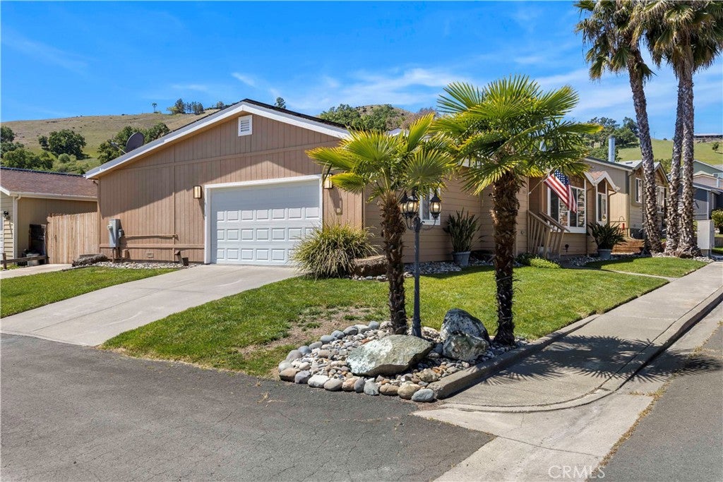205 Island View