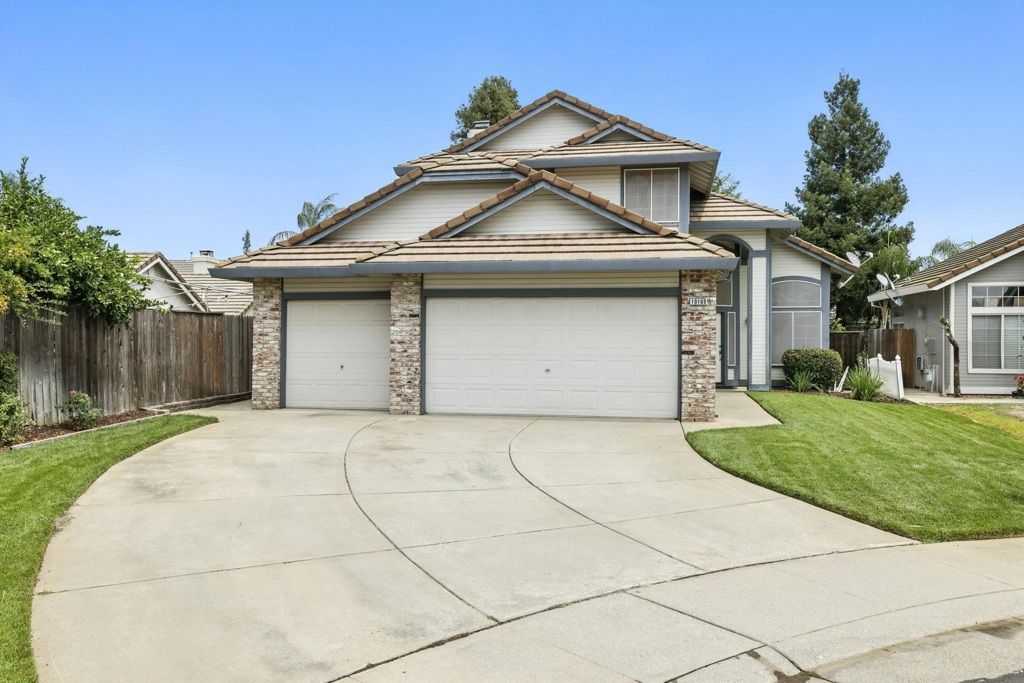 Photo of 10169 10169 Archley Ct Ct, Elk Grove, CA 95624 (MLS # 41121648)