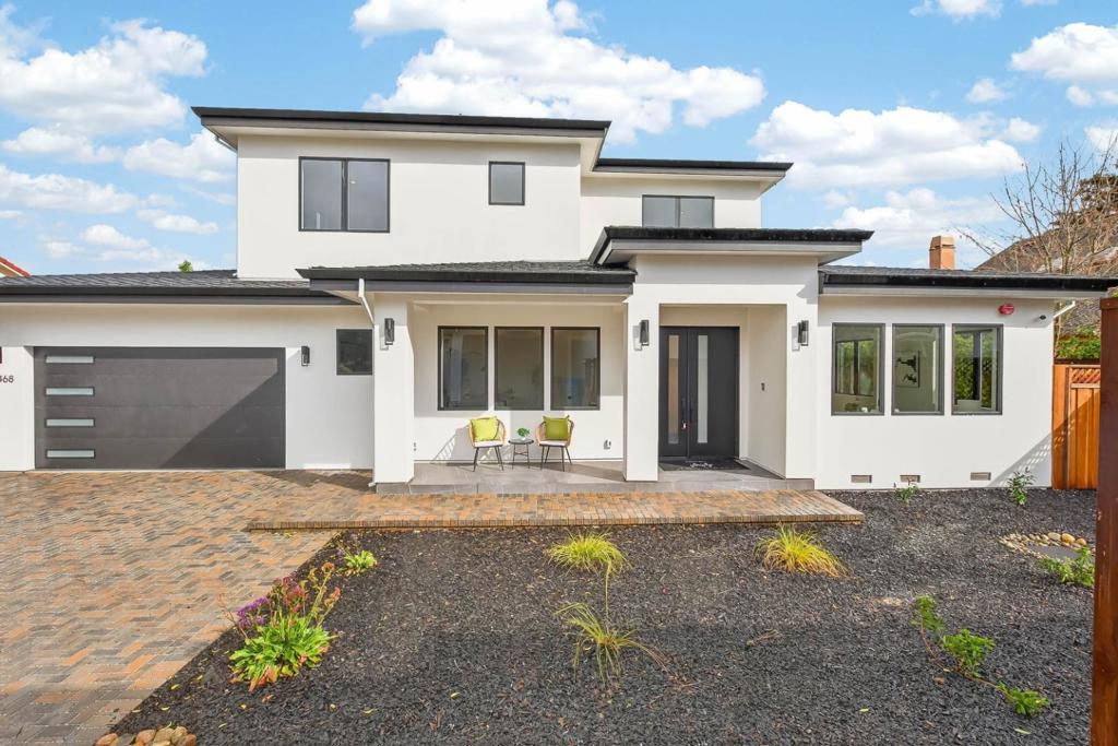 10468 S Stelling Road, Cupertino CA 95014