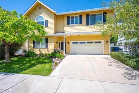 Photo of 427 Olive Street, Paso Robles, CA 93446 (MLS # NS26033226)