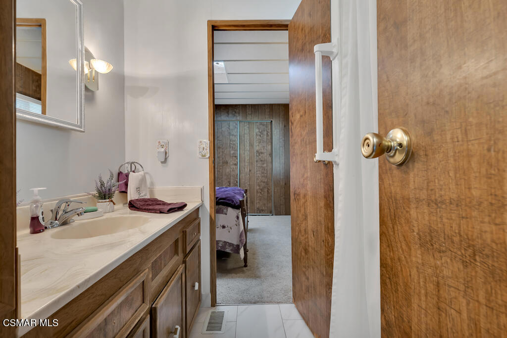 Poinsettia Gardens - 3353 - Residential