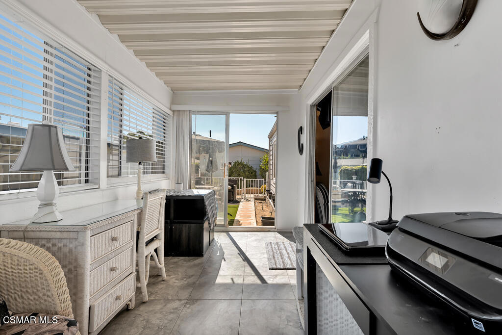 Poinsettia Gardens - 3353 - Residential