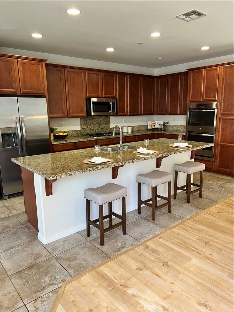 28554 Vista Del Rio Drive