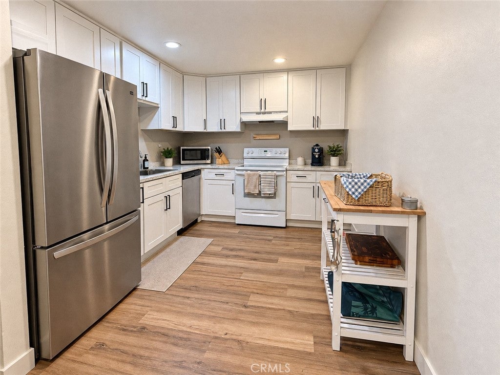 200 McNeil Lane 210, Newport Beach CA 92663 - Photo 11