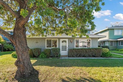 Photo of 1375 42nd Avenue #1, Capitola, CA 95010 (MLS # ML82026182)