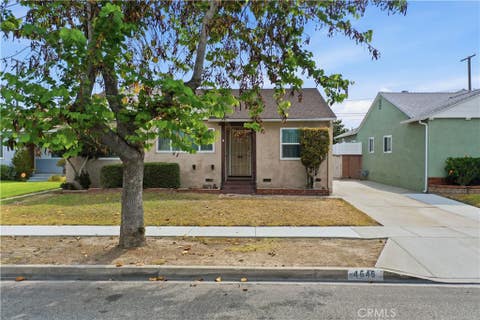 Photo of 4646 Deeboyar Avenue, Lakewood, CA 90712 (MLS # PW26177045)