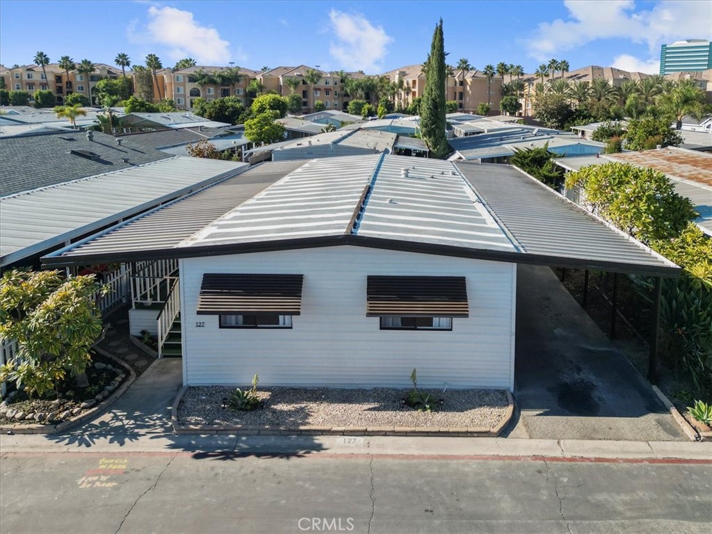 300 N Rampart Street 127