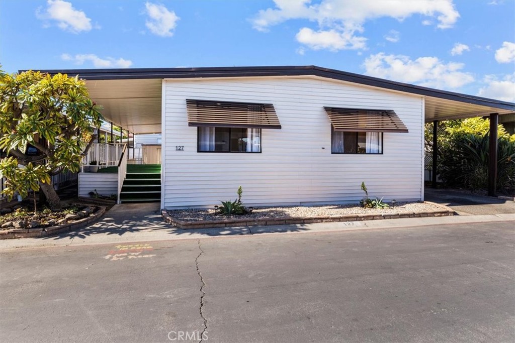 300 N Rampart Street 127