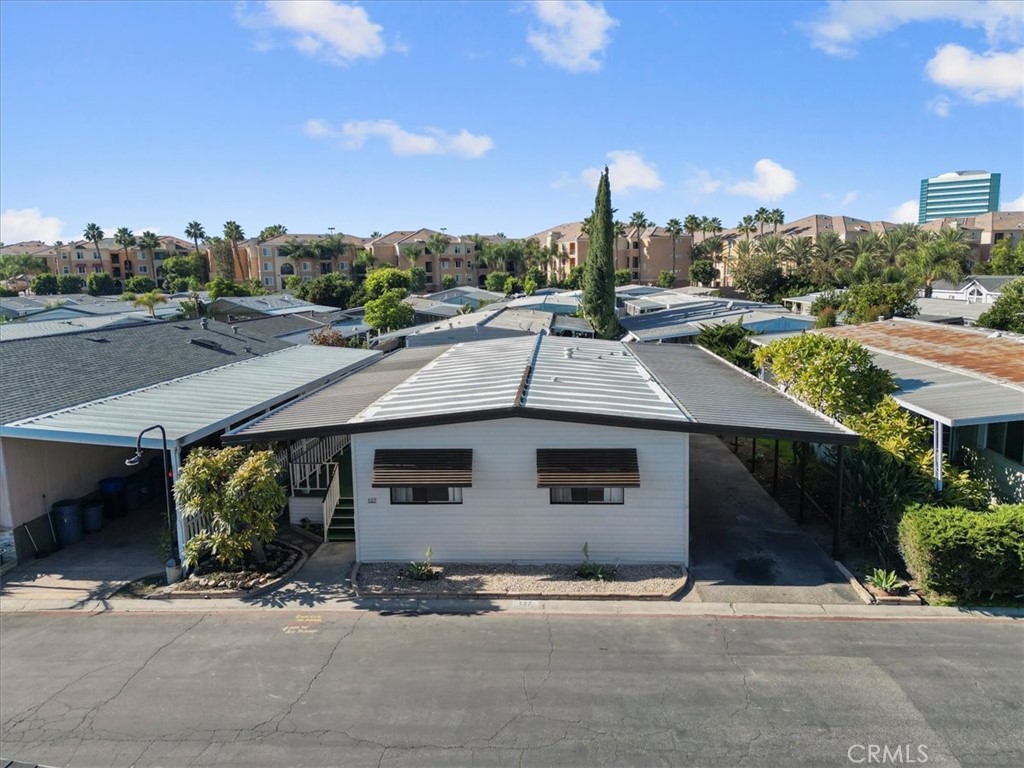 300 N Rampart Street 127