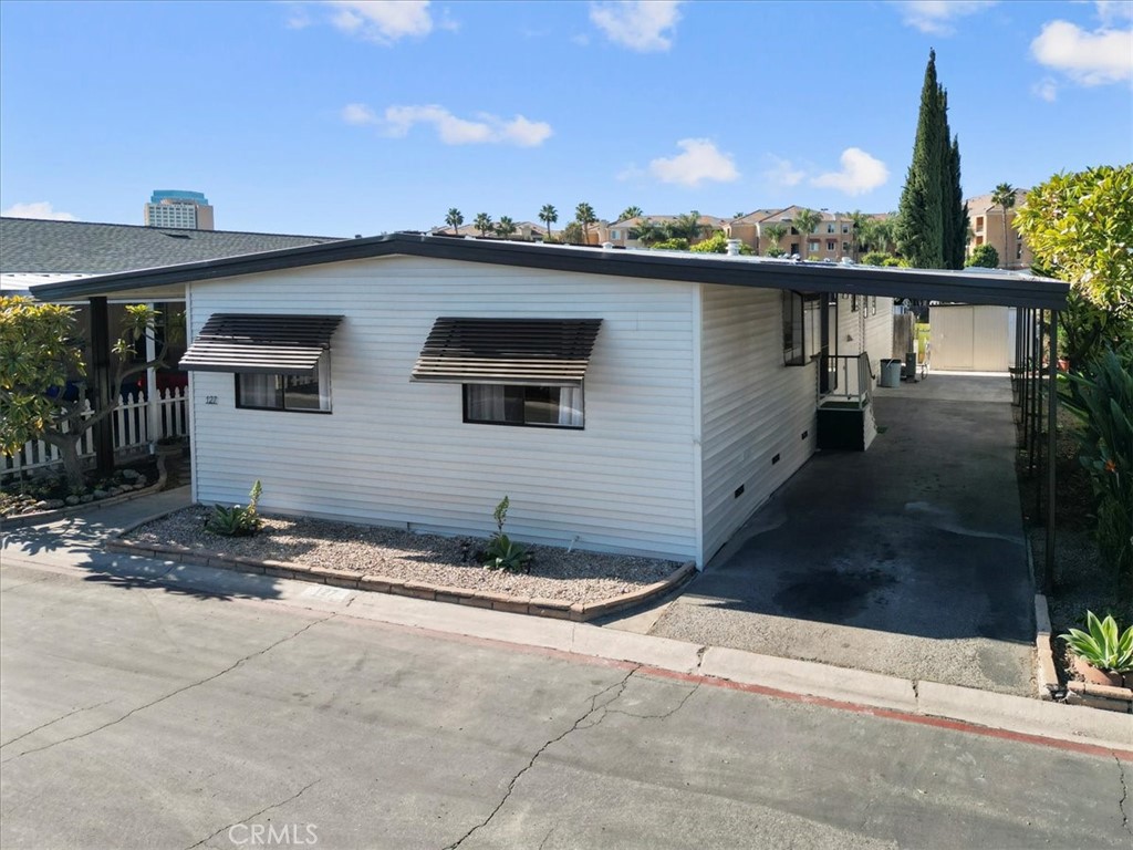 300 N Rampart Street 127