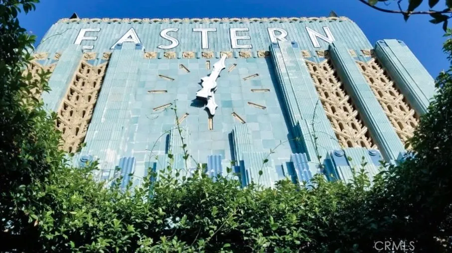 Los Angeles, California 90014, United States, 2 Bedrooms Bedrooms, ,3 BathroomsBathrooms,Residential,Active,201936